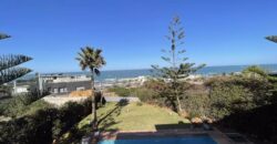 La Villa d’Exception avec Vue Panoramique sur l’Océan – Casablanca Corniche est une villa à la location longue durée à Casablanca