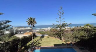 La Villa d’Exception avec Vue Panoramique sur l’Océan – Casablanca Corniche est une villa à la location longue durée à Casablanca